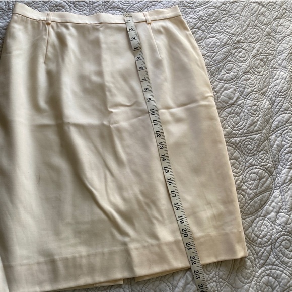 ESCADA Wool Elegant Cream Pencil Skirt 38/8 - Picture 9 of 11